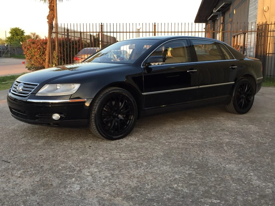 2004 Volkswagen Phaeton - Image 12 of 12