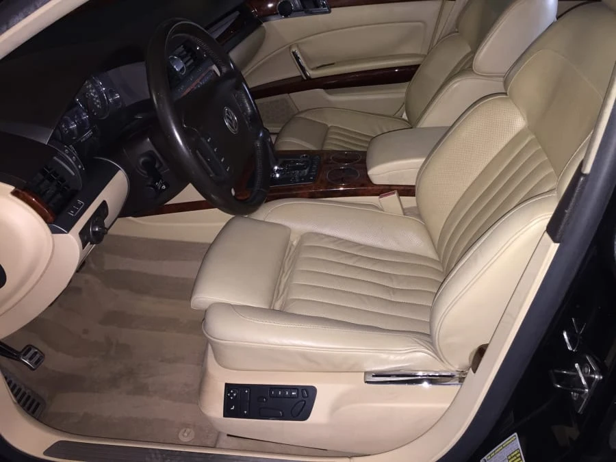 2004 Volkswagen Phaeton - Image 5 of 12