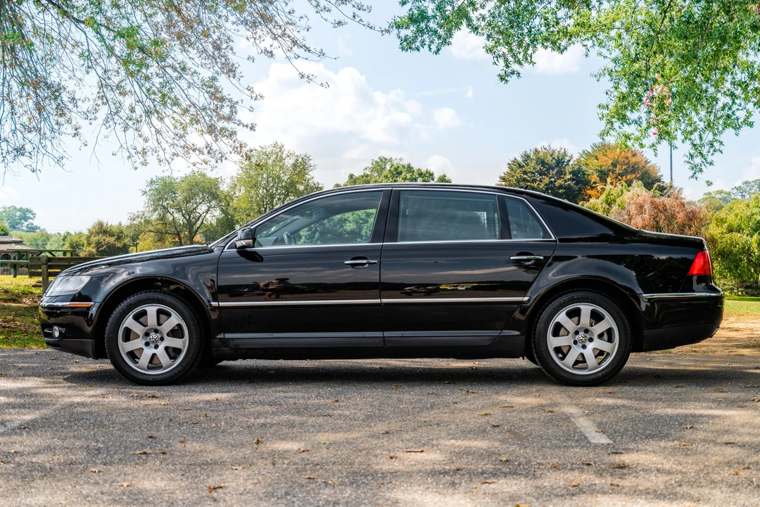 2004 Volkswagen Phaeton - Image 7 of 31