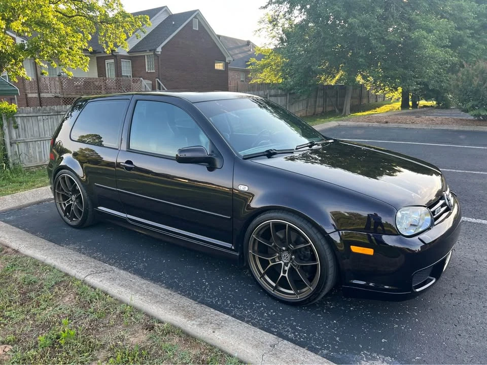 2004 Volkswagen R32 Mk4 - Image 8 of 21