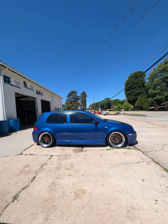 2004 Volkswagen R32 Mk4 - Image 10 of 18
