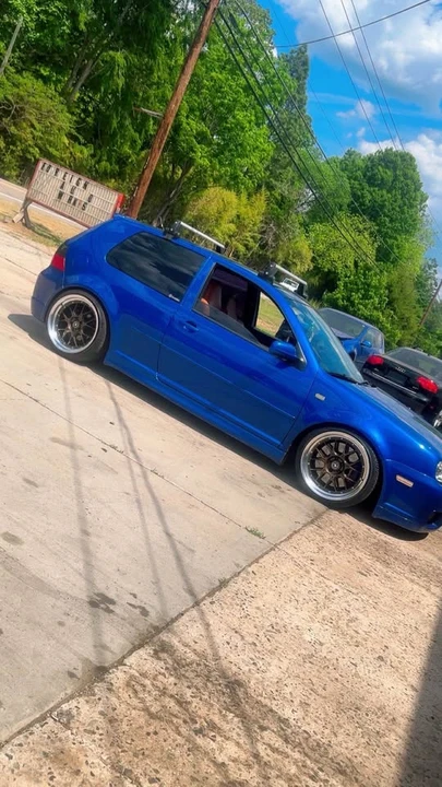 2004 Volkswagen R32 Mk4 - Image 4 of 18