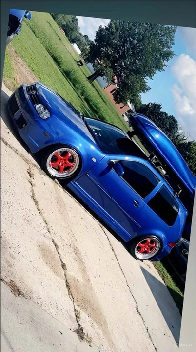 2004 Volkswagen R32 Mk4 - Image 15 of 18
