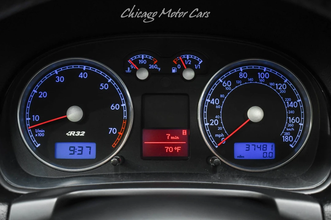 2004 Volkswagen R32 Mk4 - Image 10 of 12