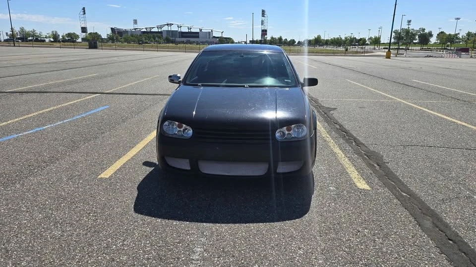 2004 Volkswagen R32 Mk4 - Image 2 of 15