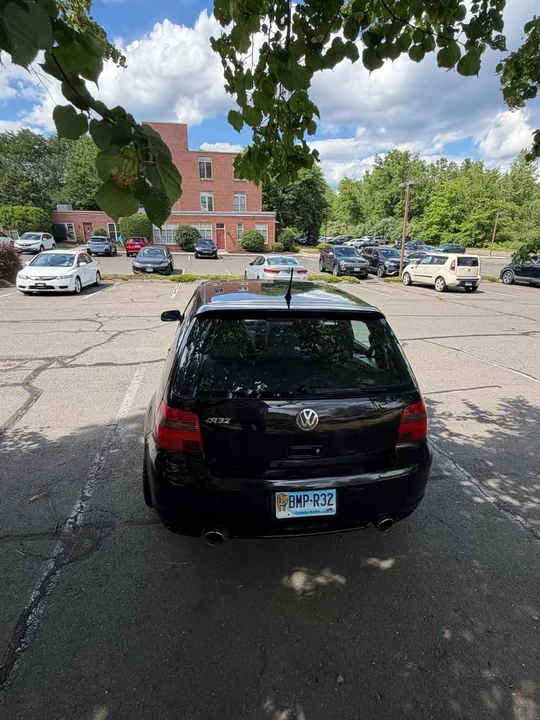 2004 Volkswagen R32 Mk4 - Image 3 of 8