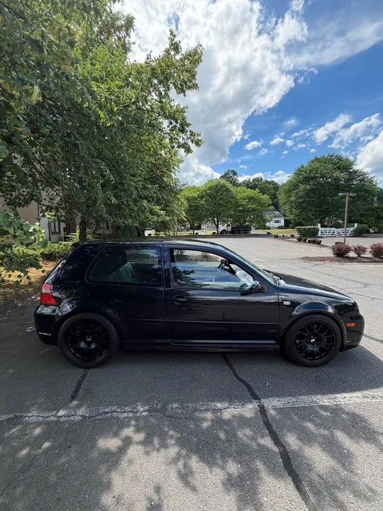 2004 Volkswagen R32 Mk4 - Image 4 of 8