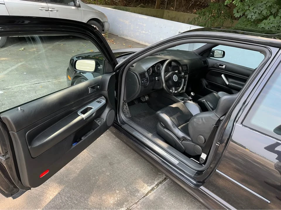 2004 Volkswagen R32 Mk4 - Image 7 of 16
