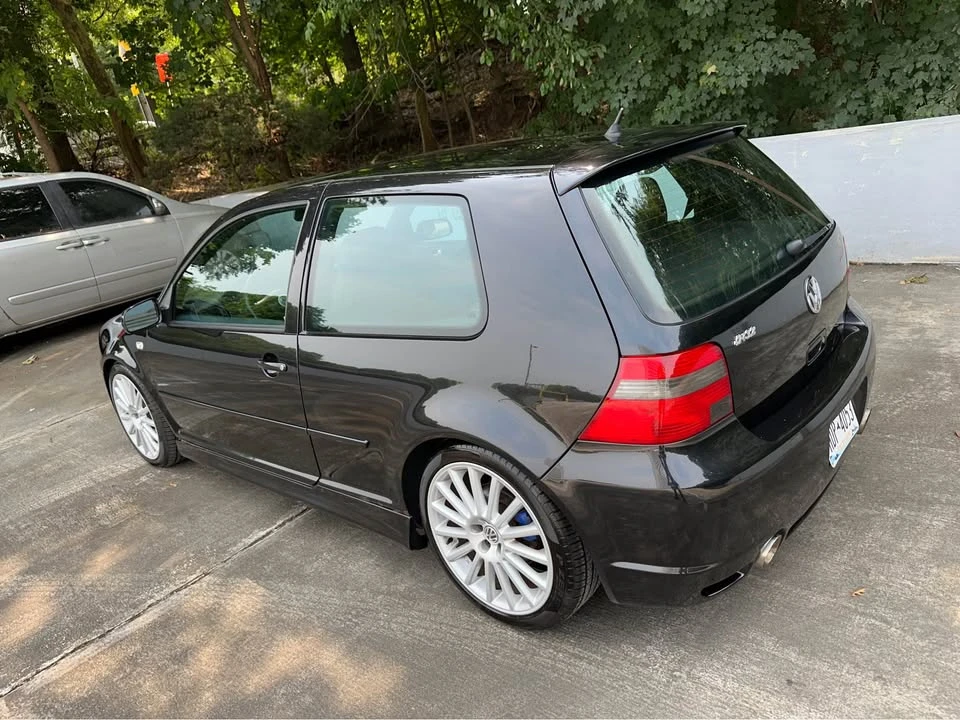 2004 Volkswagen R32 Mk4 - Image 2 of 16