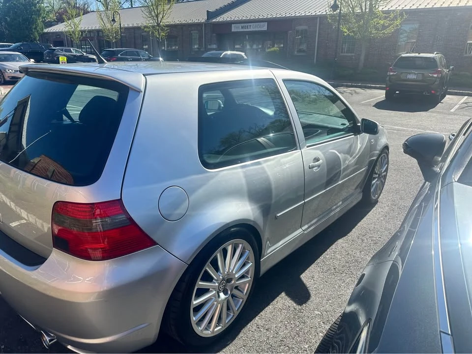 2004 Volkswagen R32 Mk4 - Image 12 of 15