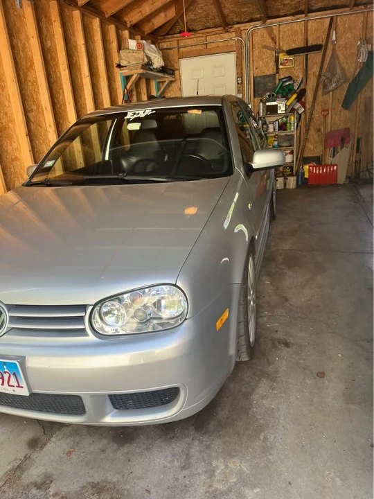2004 Volkswagen R32 Mk4 - Image 2 of 3