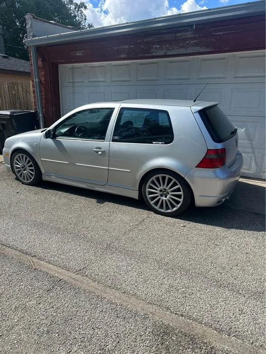 2004 Volkswagen R32 Mk4 - Image 3 of 3