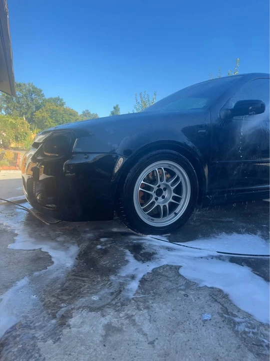 2004 Volkswagen R32 Mk4 - Image 2 of 3