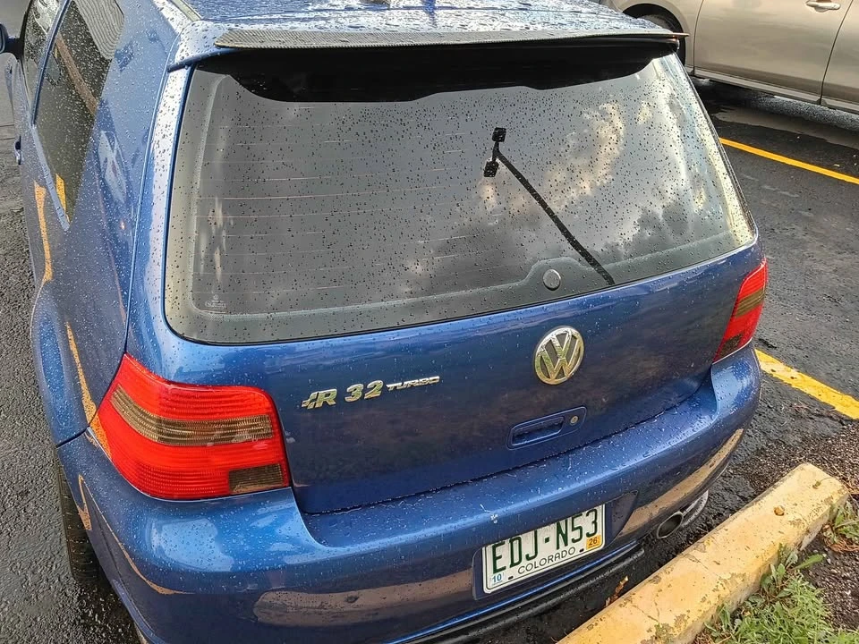 2004 Volkswagen R32 Mk4 - Image 2 of 6