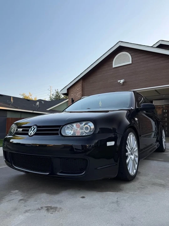 2004 Volkswagen R32 Mk4 - Image 4 of 9