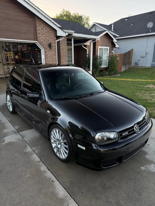 2004 Volkswagen R32 Mk4 - Image 5 of 9