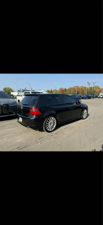 2004 Volkswagen R32 Mk4 - Image 11 of 14