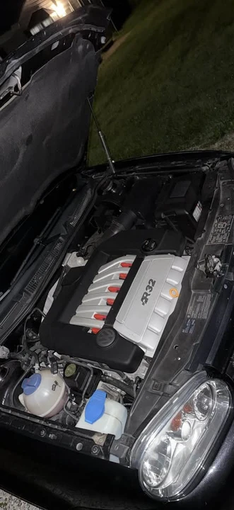 2004 Volkswagen R32 Mk4 - Image 14 of 14