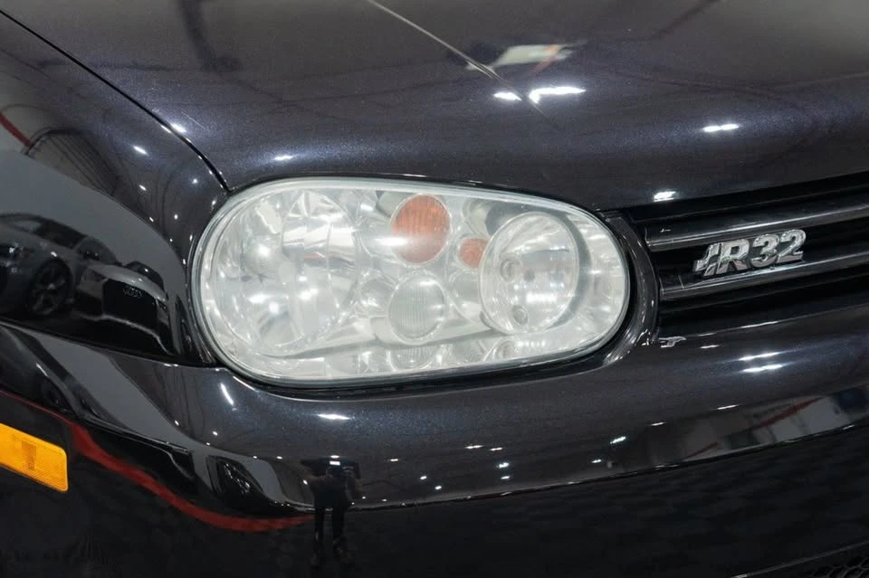 2004 Volkswagen R32 Mk4 - Image 12 of 20