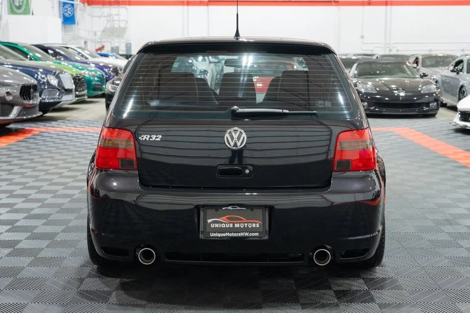 2004 Volkswagen R32 Mk4 - Image 5 of 20