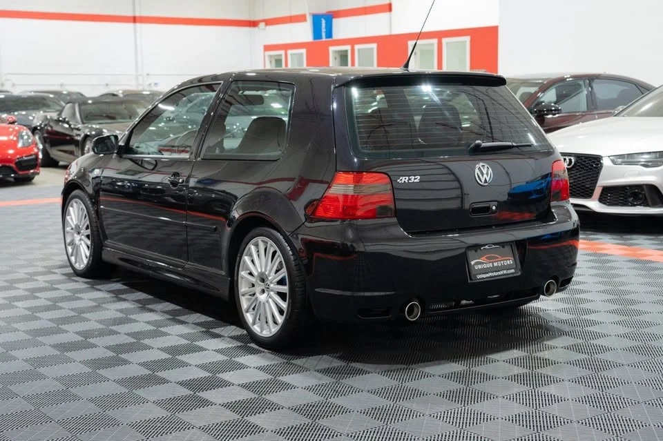 2004 Volkswagen R32 Mk4 - Image 4 of 20