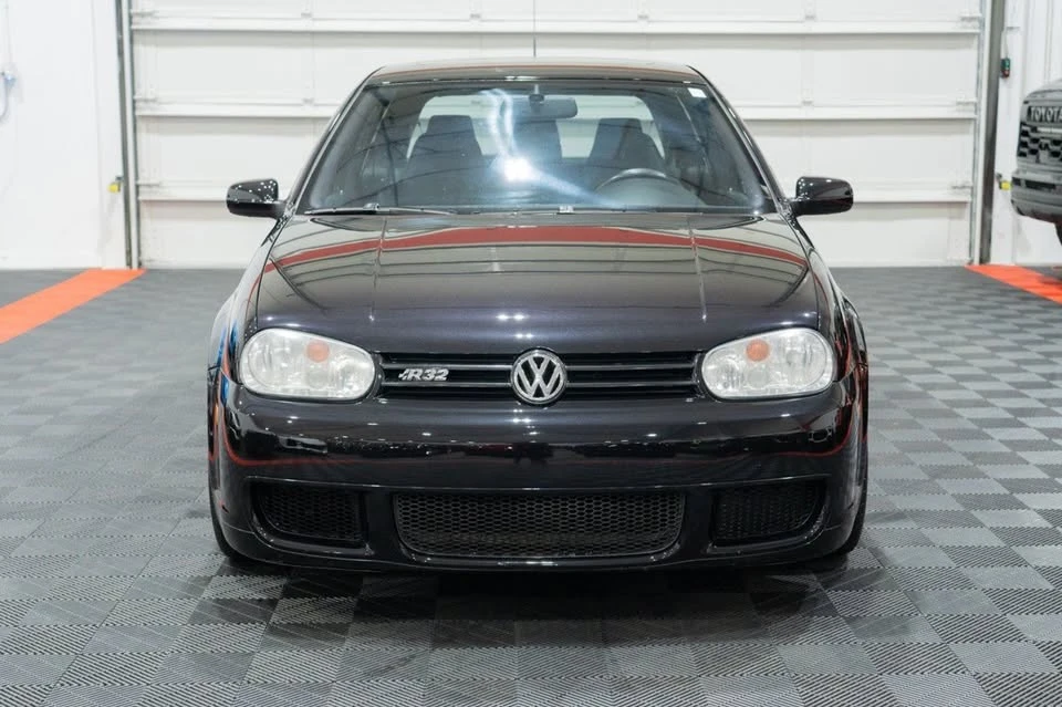 2004 Volkswagen R32 Mk4 - Image 2 of 20