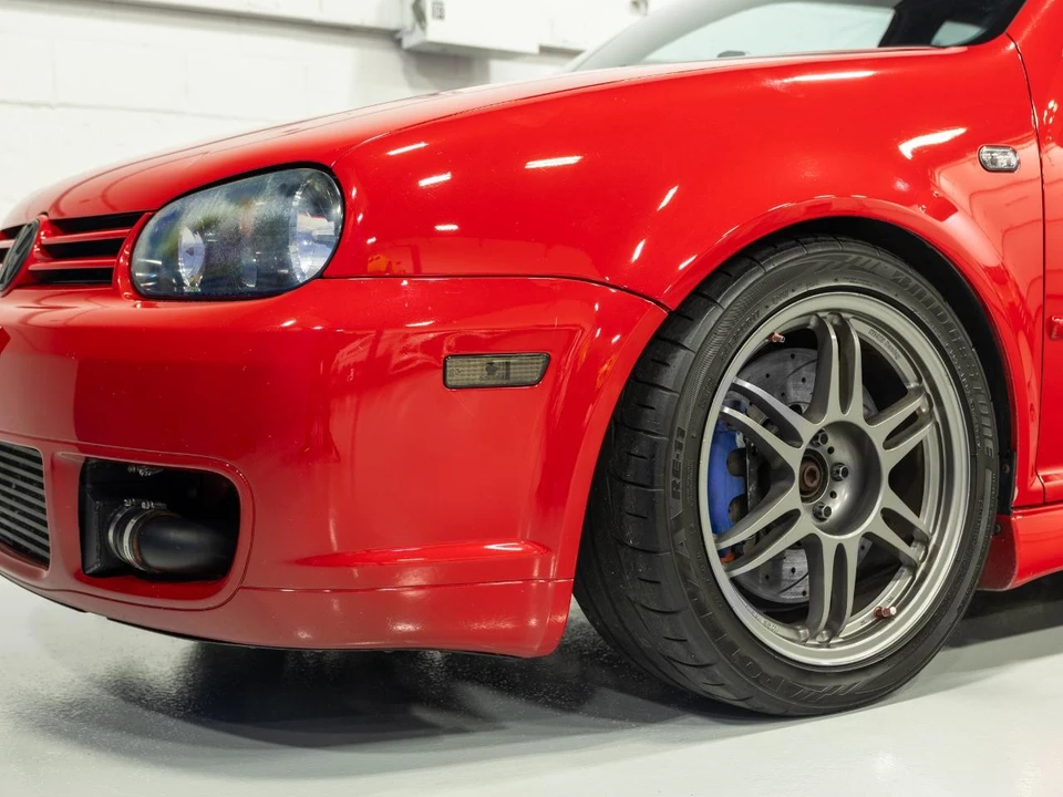 2004 Volkswagen R32 Mk4 - Image 16 of 21
