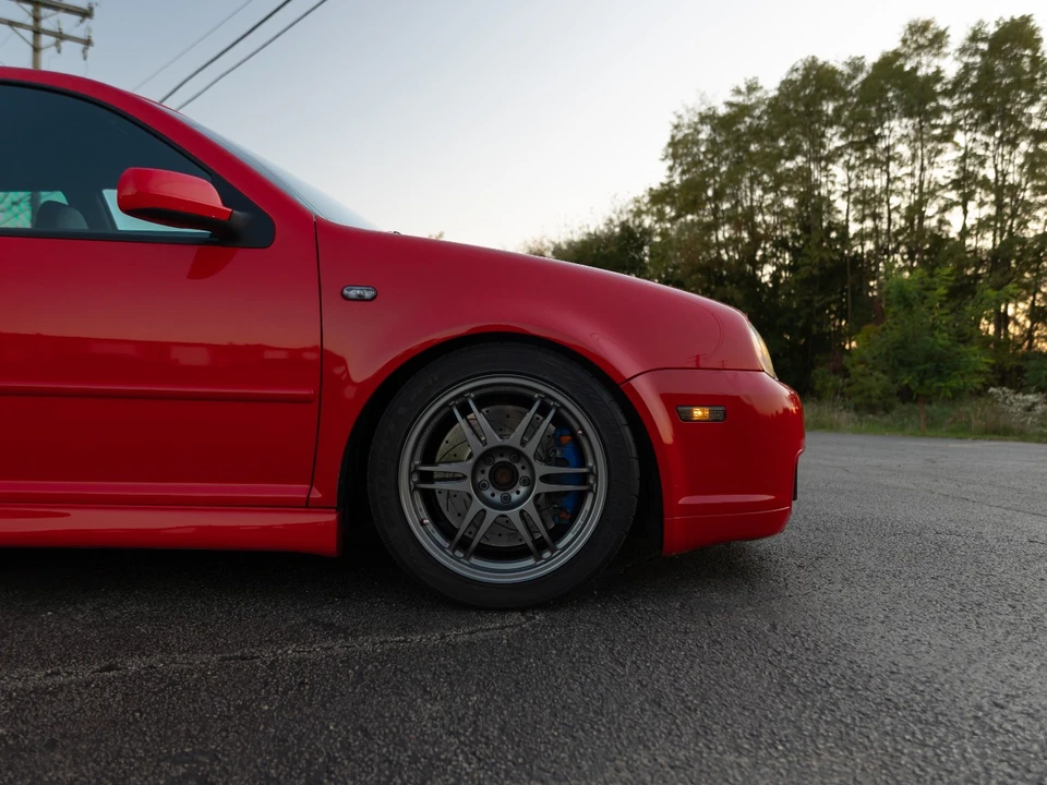 2004 Volkswagen R32 Mk4 - Image 15 of 21