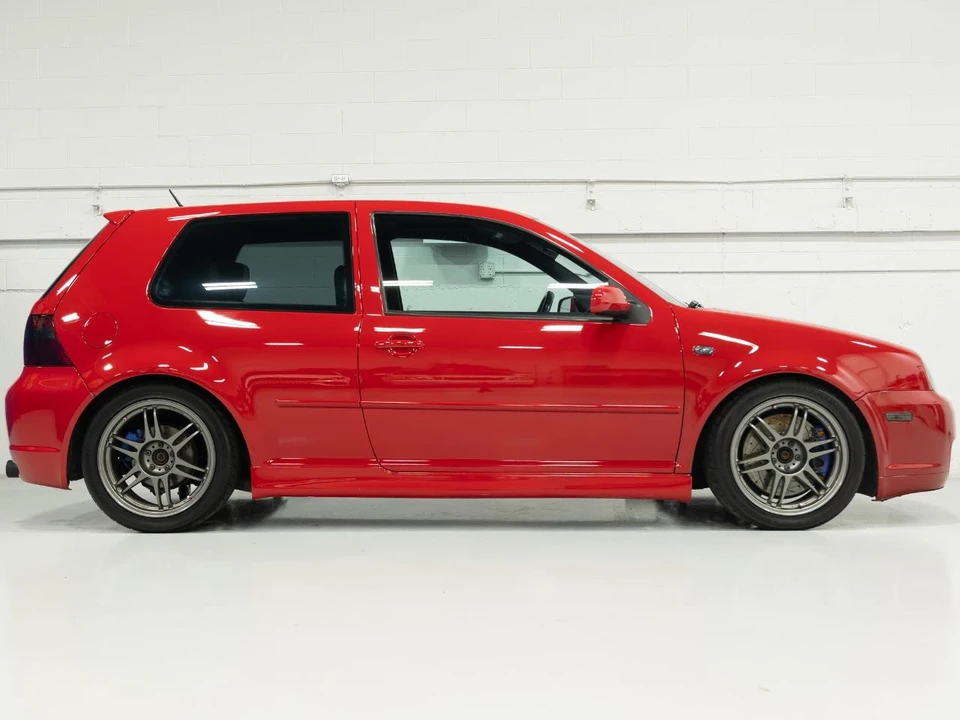 2004 Volkswagen R32 Mk4 - Image 11 of 21