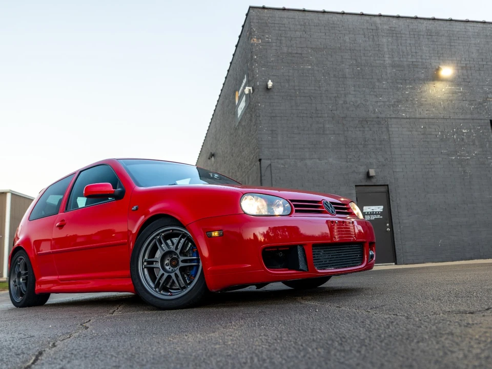 2004 Volkswagen R32 Mk4 - Image 13 of 21