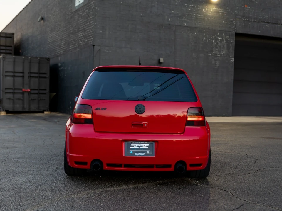 2004 Volkswagen R32 Mk4 - Image 12 of 21