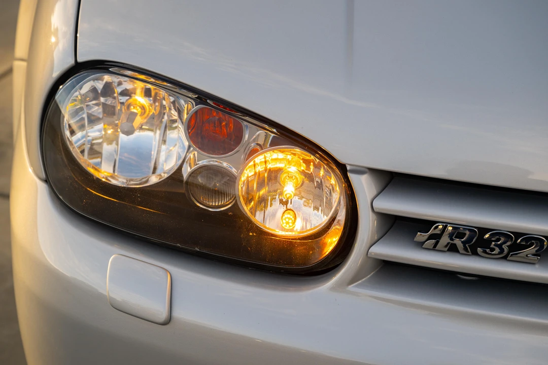 2004 Volkswagen R32 Mk4 - Image 23 of 31