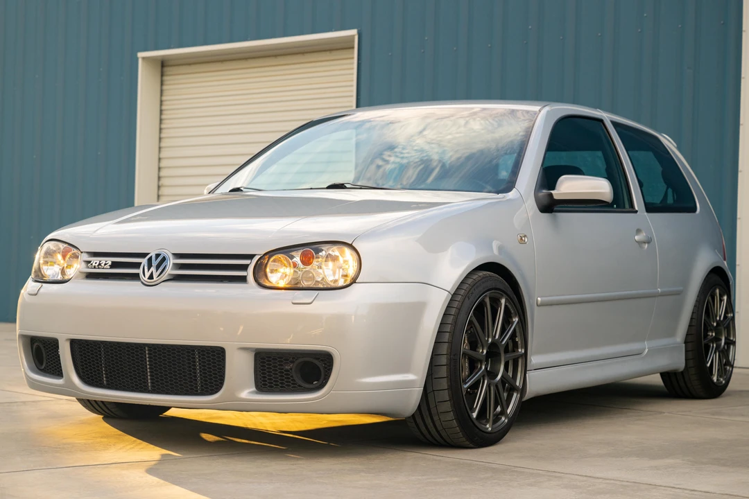 2004 Volkswagen R32 Mk4 - Image 10 of 31