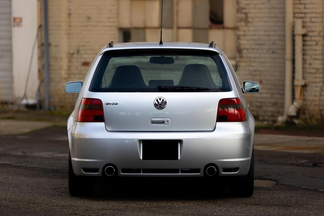 2004 Volkswagen R32 Mk4 - Image 10 of 31