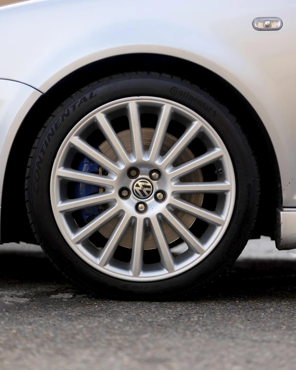 2004 Volkswagen R32 Mk4 - Image 21 of 31