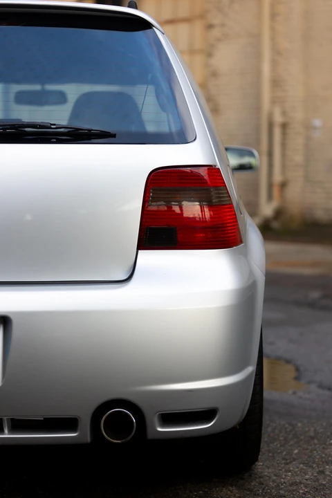 2004 Volkswagen R32 Mk4 - Image 18 of 31