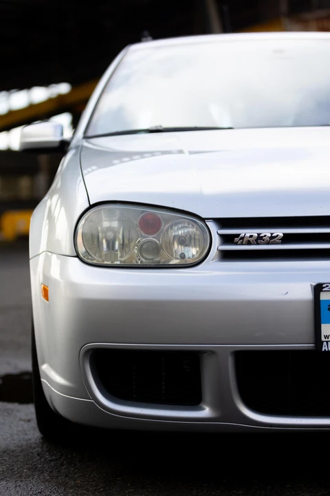 2004 Volkswagen R32 Mk4 - Image 15 of 31