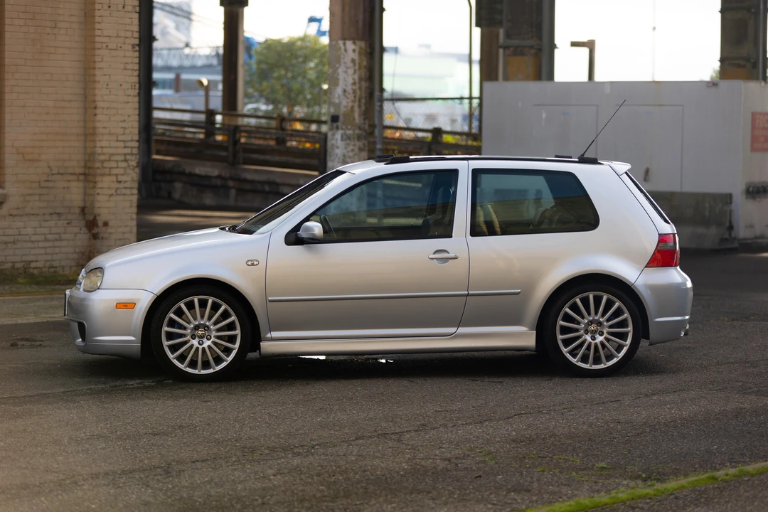 2004 Volkswagen R32 Mk4 - Image 8 of 31