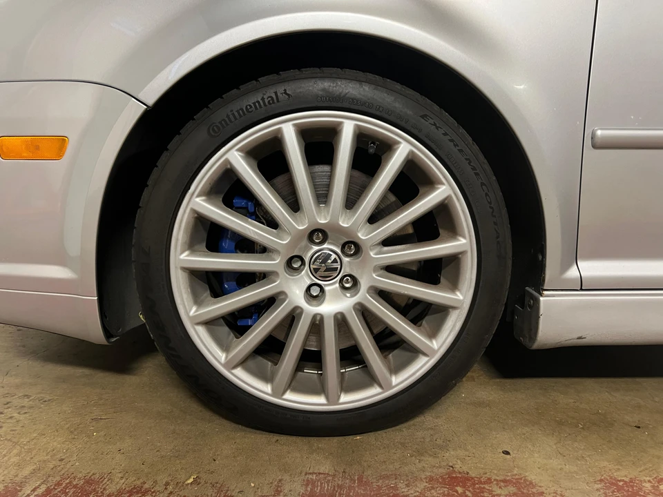 2004 Volkswagen R32 Mk4 - Image 20 of 31