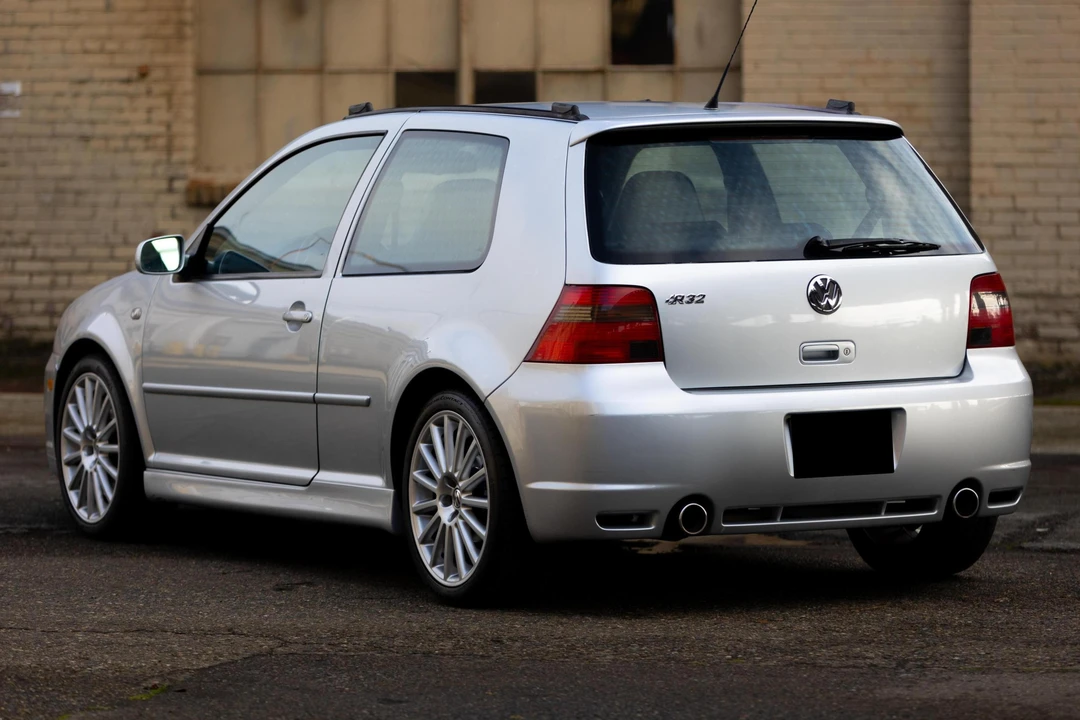 2004 Volkswagen R32 Mk4 - Image 4 of 31