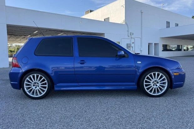 2004 Volkswagen R32 Mk4 - Image 3 of 7