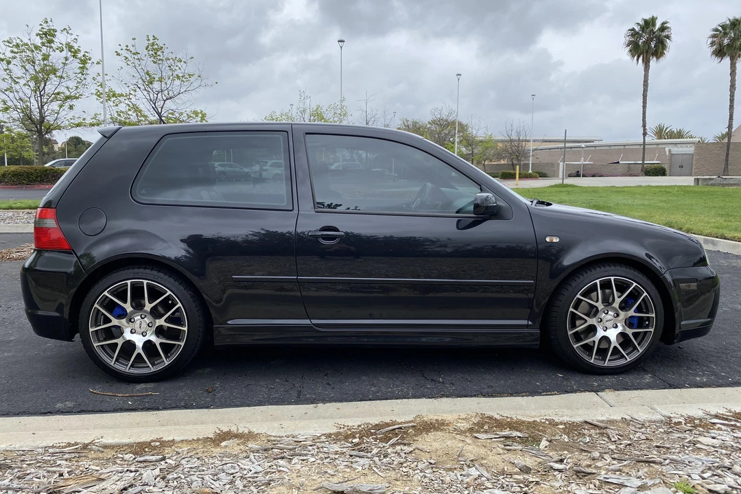 2004 Volkswagen R32 Mk4 - Image 3 of 31