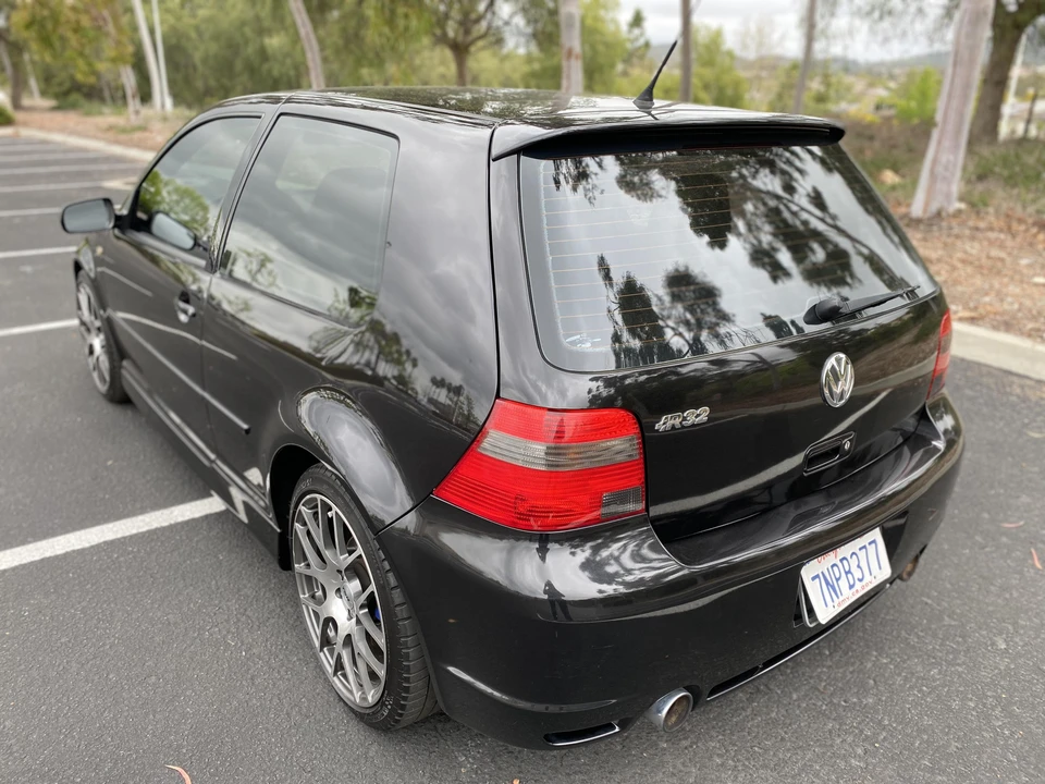 2004 Volkswagen R32 Mk4 - Image 24 of 31