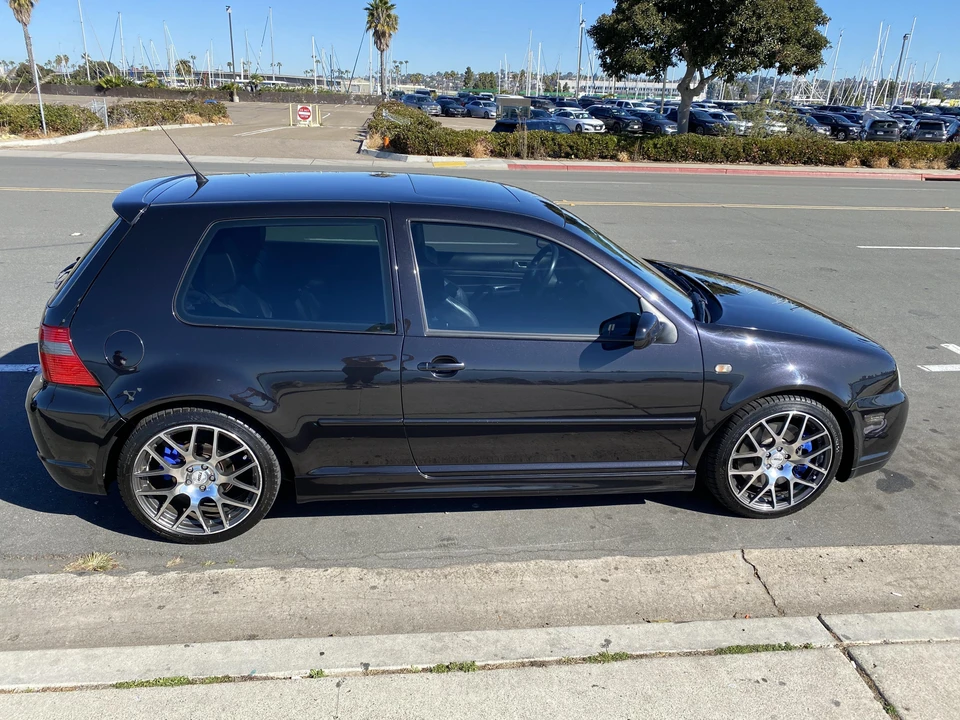 2004 Volkswagen R32 Mk4 - Image 28 of 31