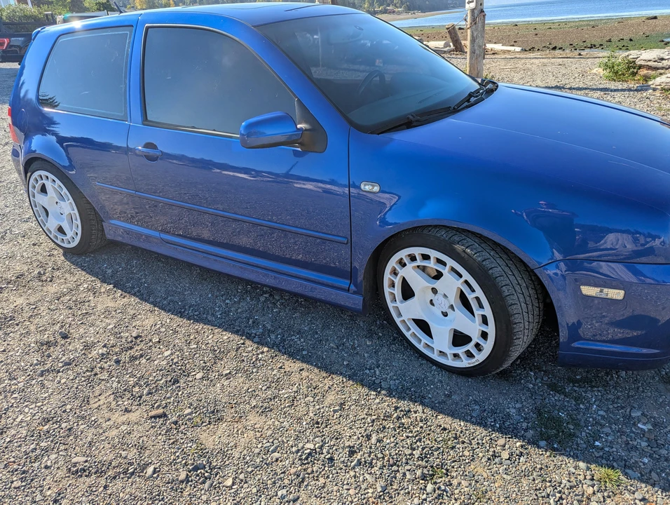 2004 Volkswagen R32 Mk4 - Image 23 of 31