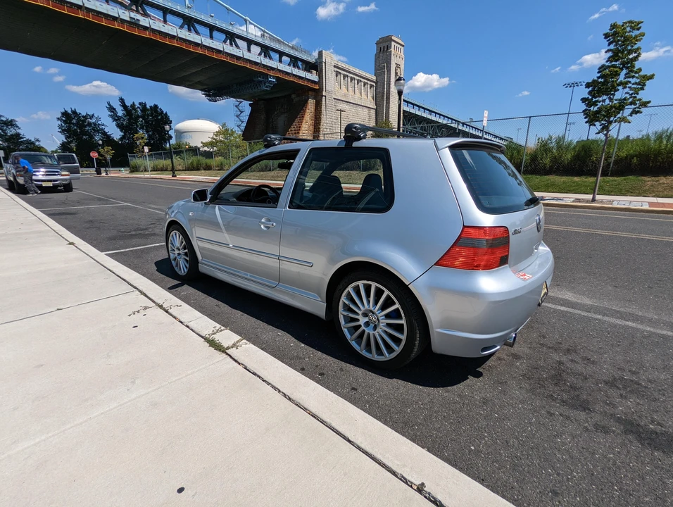 2004 Volkswagen R32 Mk4 - Image 8 of 31