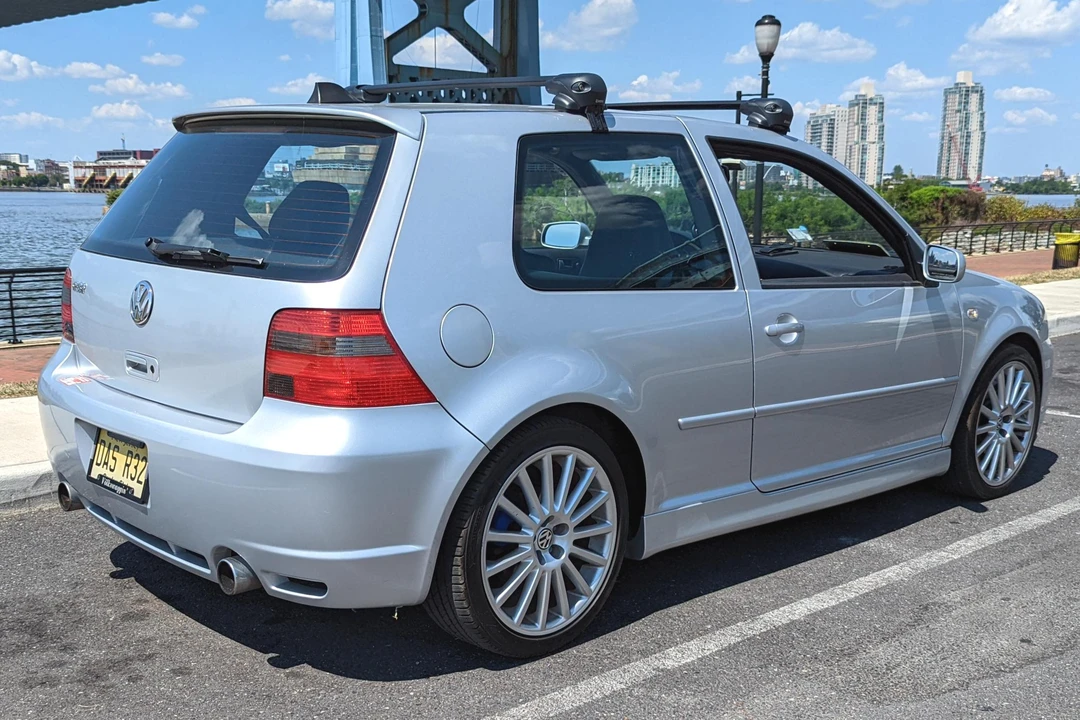 2004 Volkswagen R32 Mk4 - Image 4 of 31