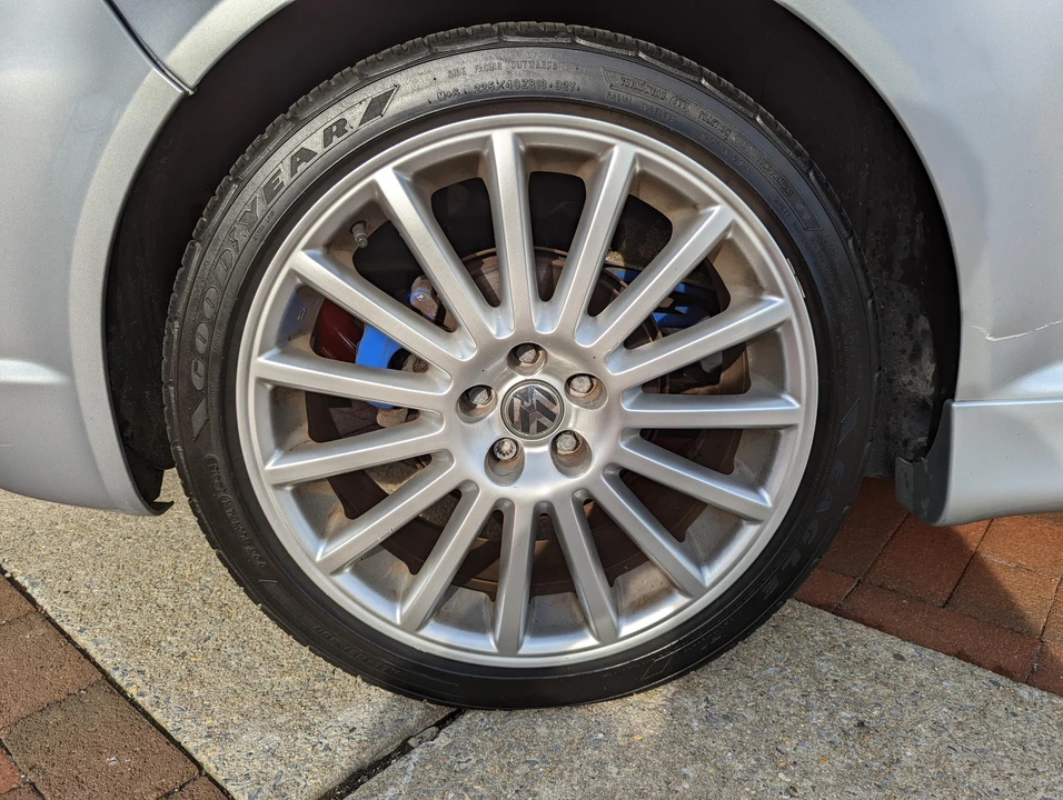 2004 Volkswagen R32 Mk4 - Image 27 of 31