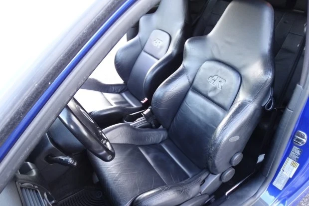 2004 Volkswagen R32 Mk4 - Image 4 of 7