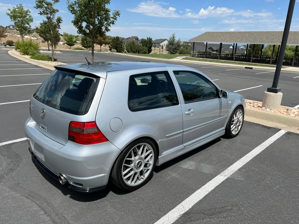 2004 Volkswagen R32 Mk4 - Image 12 of 31